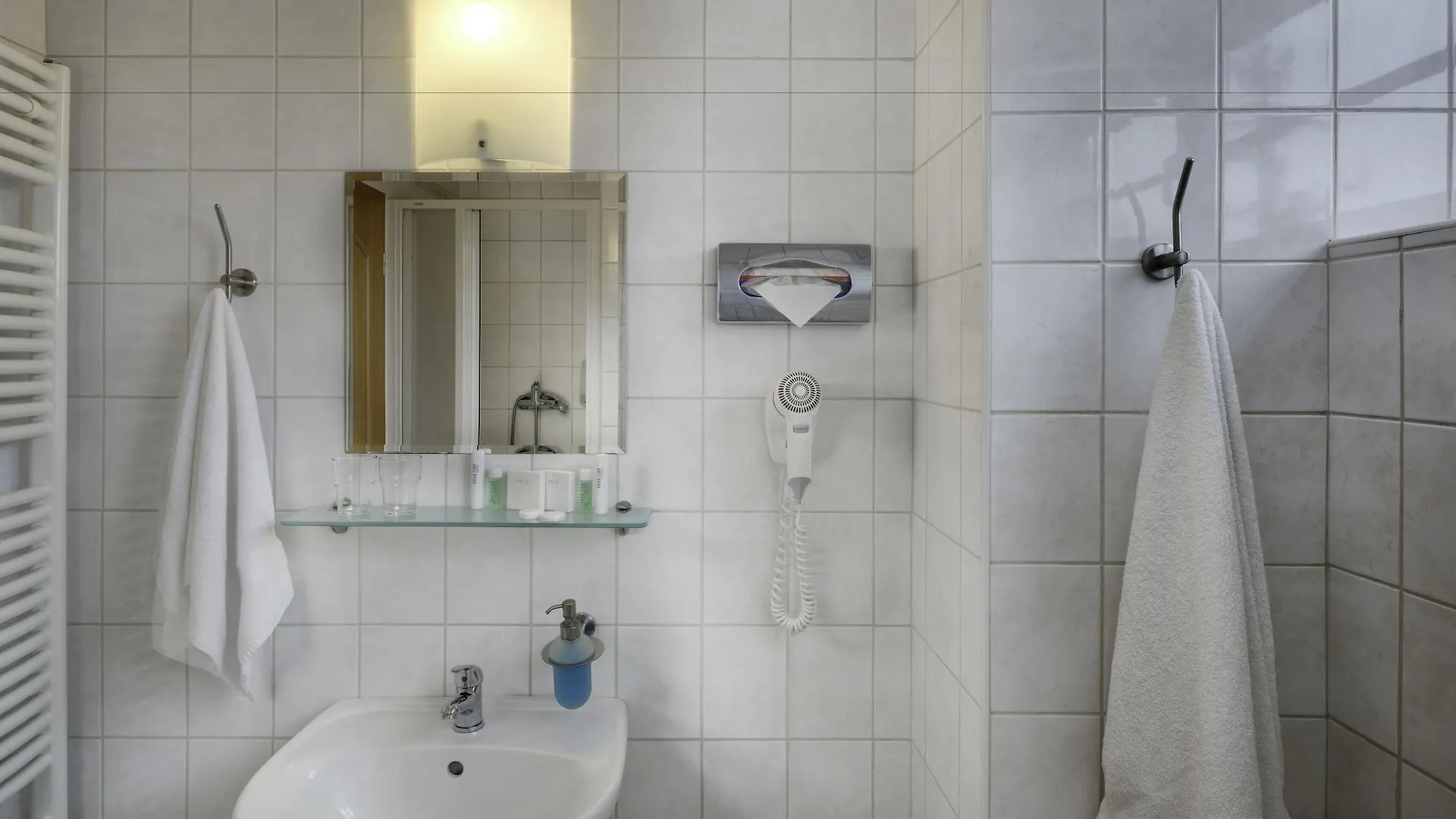 Hotel Oya Prague