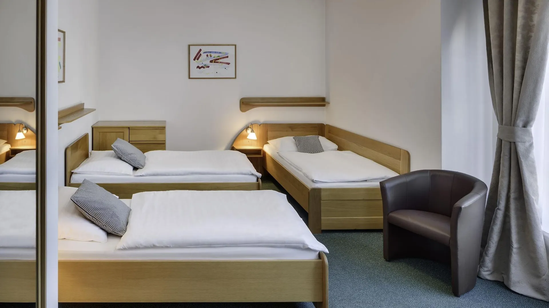Hotel Oya Prague