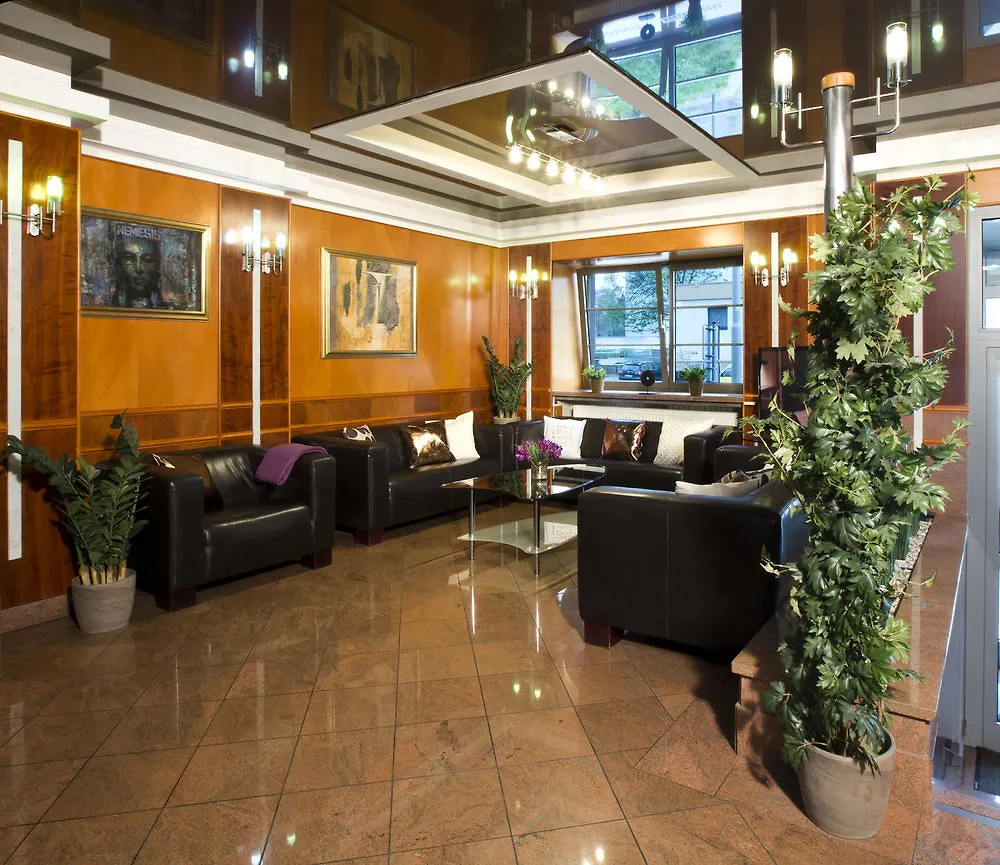 Hotel Oya Prague 3*,