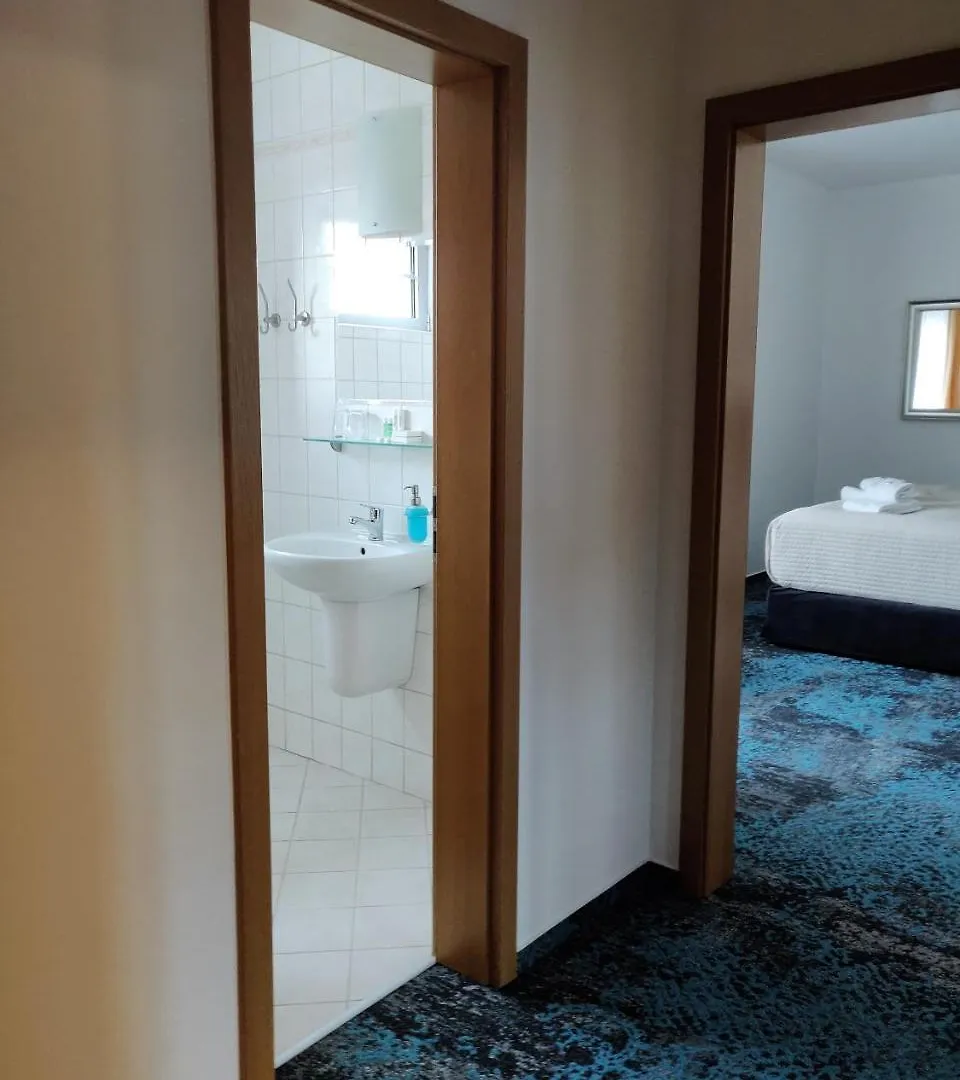 Hotel Oya Prague