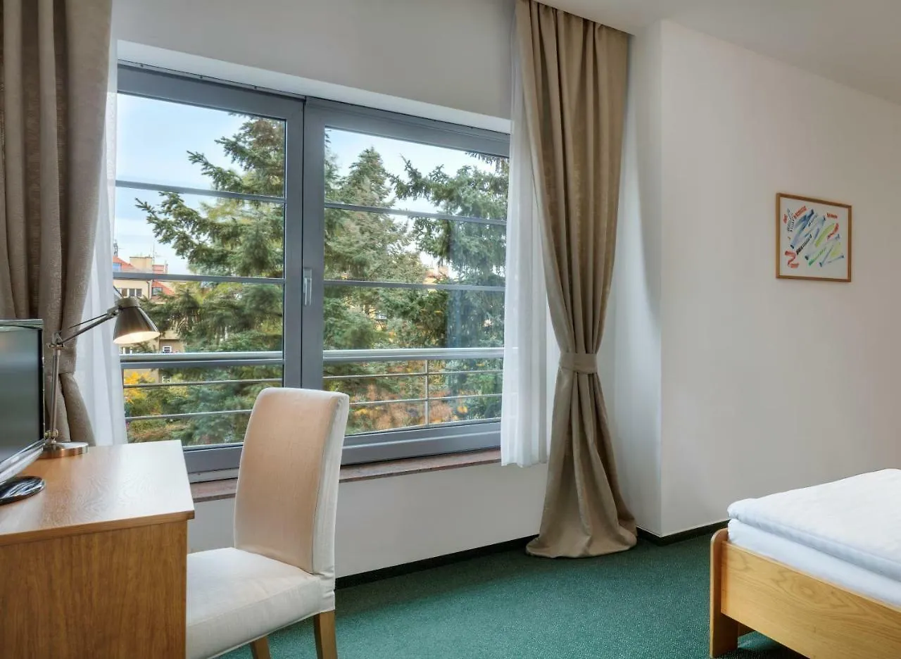 Hotel Oya Prague