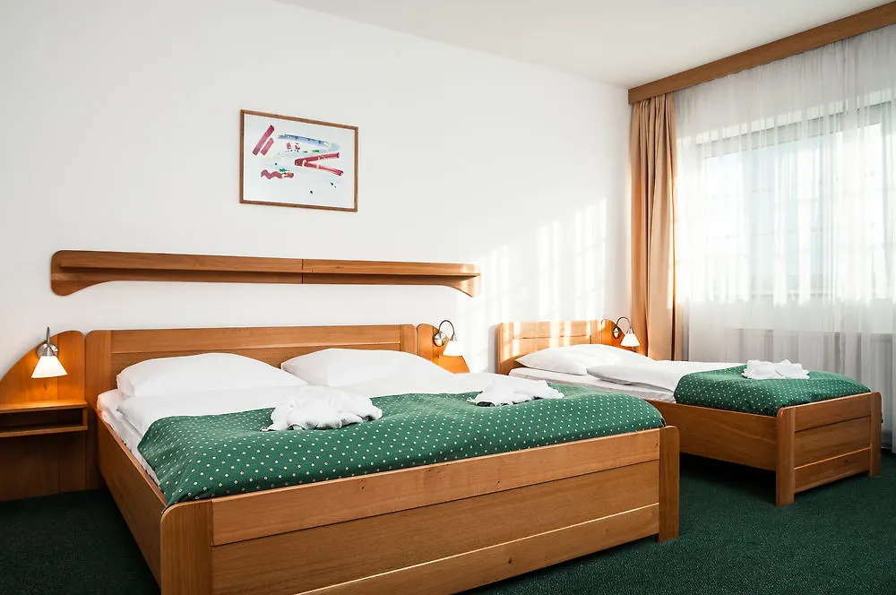 ***  Hotel Oya براغ جمهورية التشيك